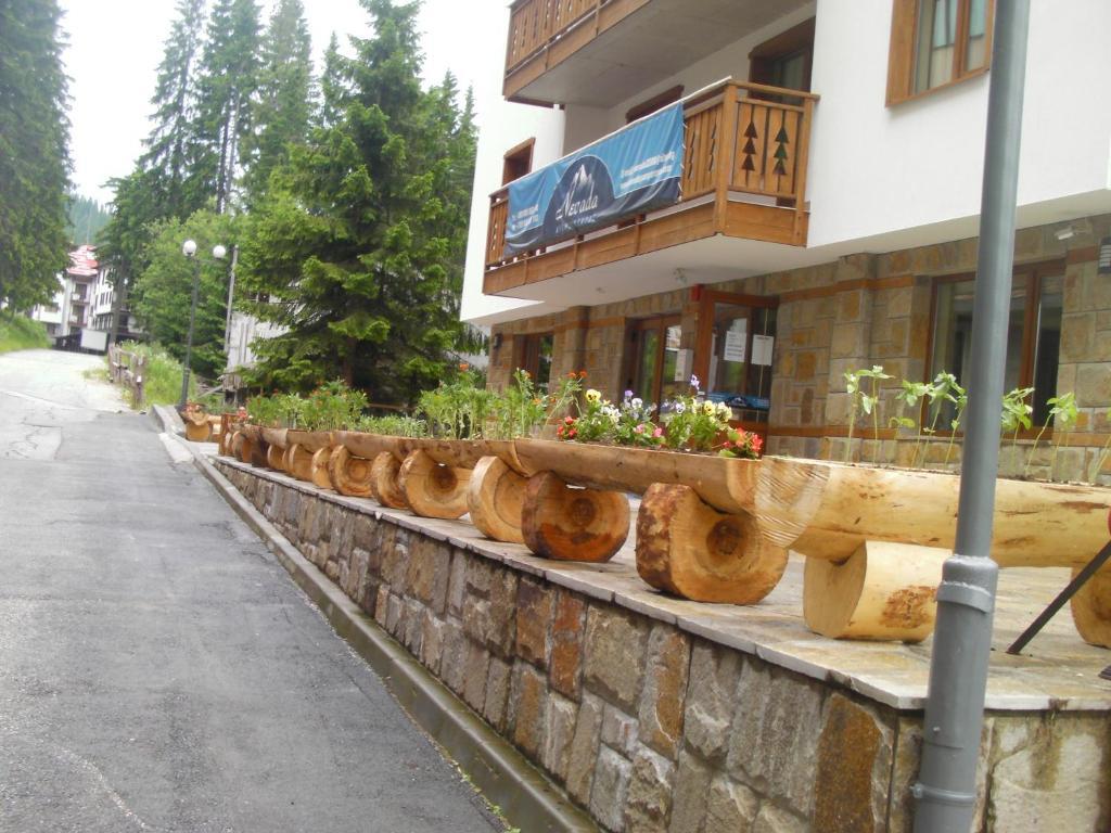 Nevada Aparthotel Pamporovo Exterior photo